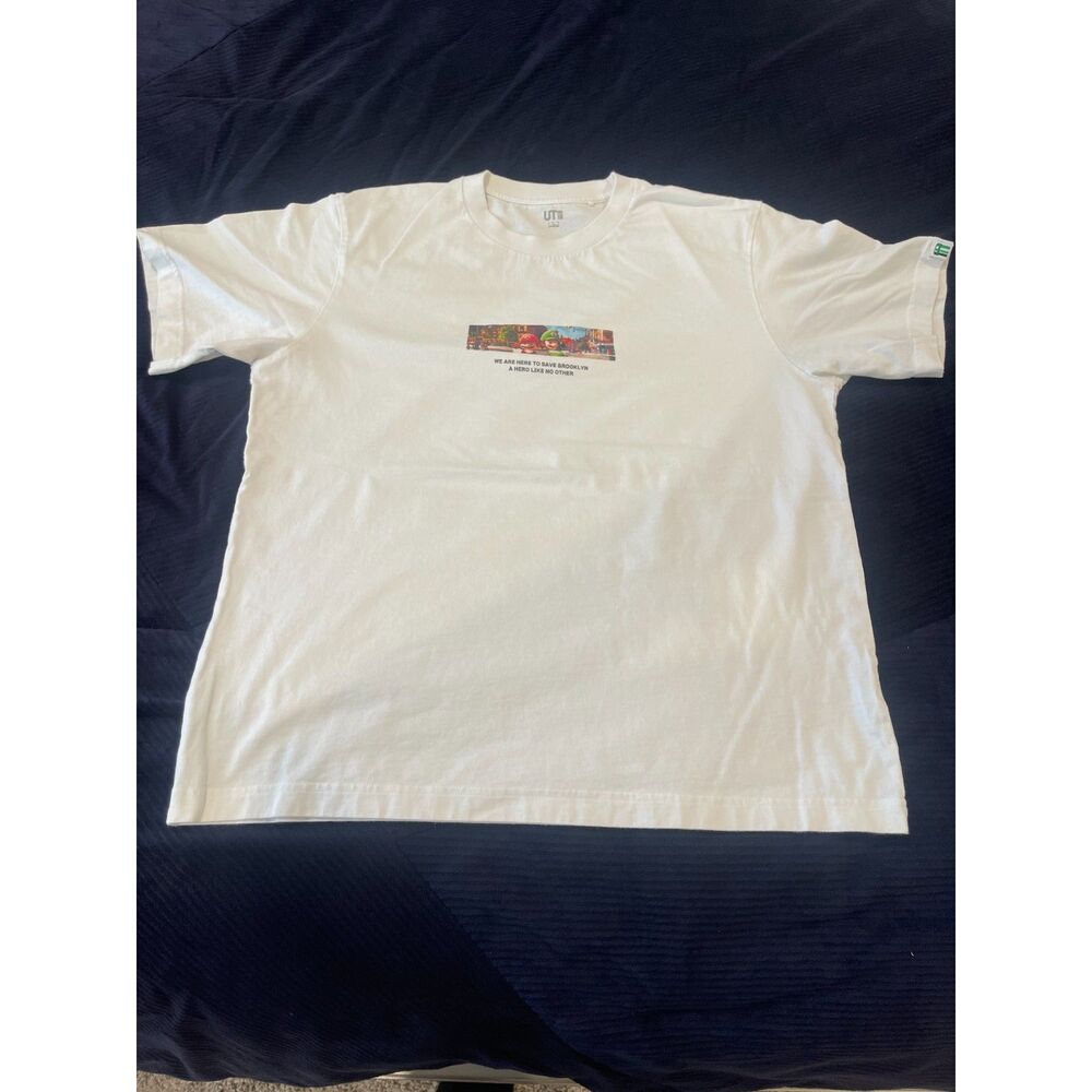 Uniqlo UT Super Mario Bros Movie T-Shirt Men's Large White Brooklyn Graphic Tee